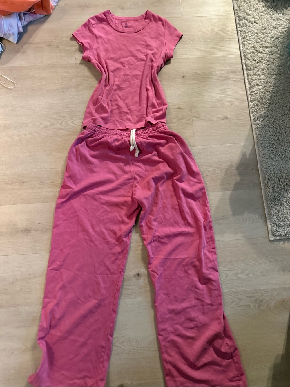 BRANDY MELVILLE PINK SET - Picture 2 of 6